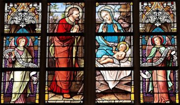 Stained Glass Art: Quick Overview and History of the Glass Art