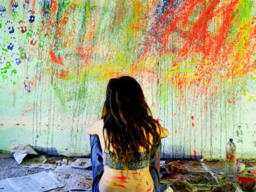 Three Artistic Ways that will Help You Heal your Pain