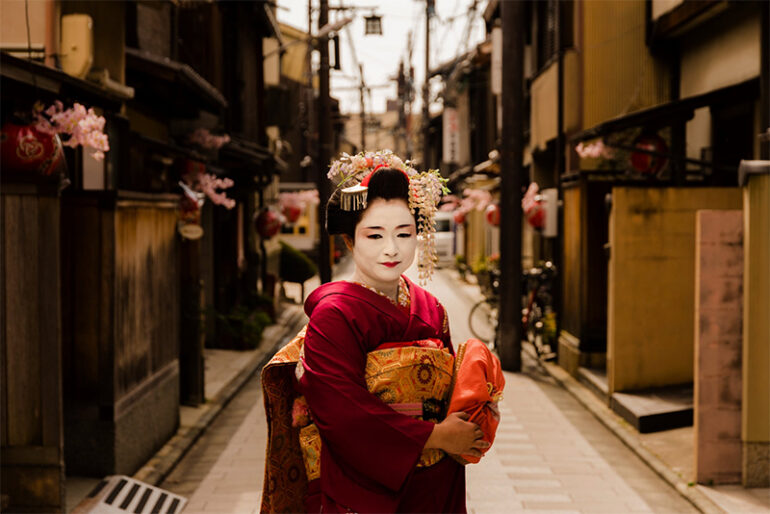 The Geisha: Japan’s Traditional Artist