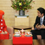 Prime Minister Shinzo Abe received a courtesy call from Ms. Yayoi Kusama