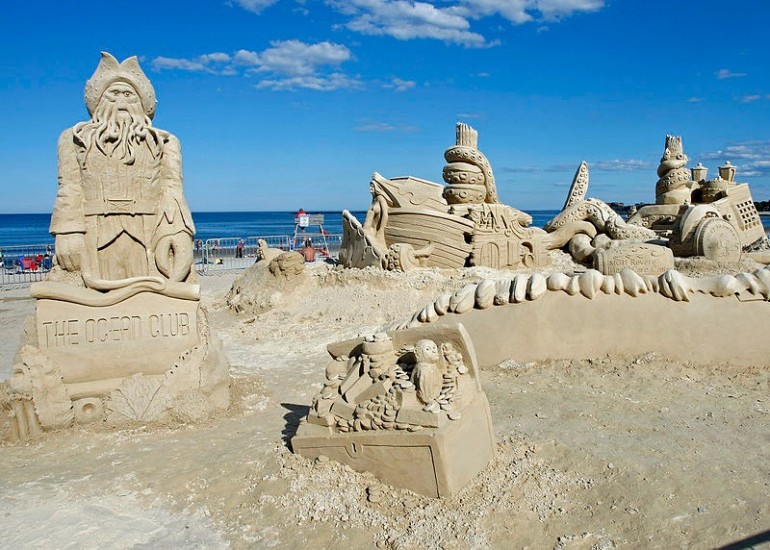 The Fleeting yet Awesome Beauty of Sand Sculpture