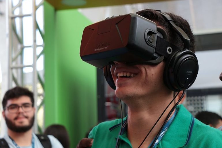 Will Virtual Reality Replace Traditional Art?