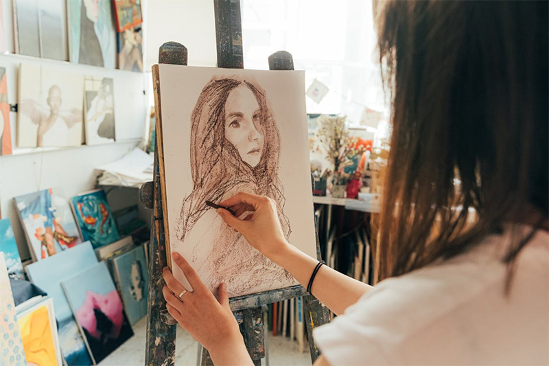 Mastering the Basics of Charcoal Drawing